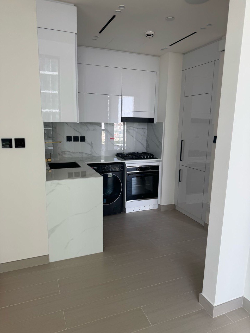 Binghatti Gardenia 1 – 1-Bedroom Apartment